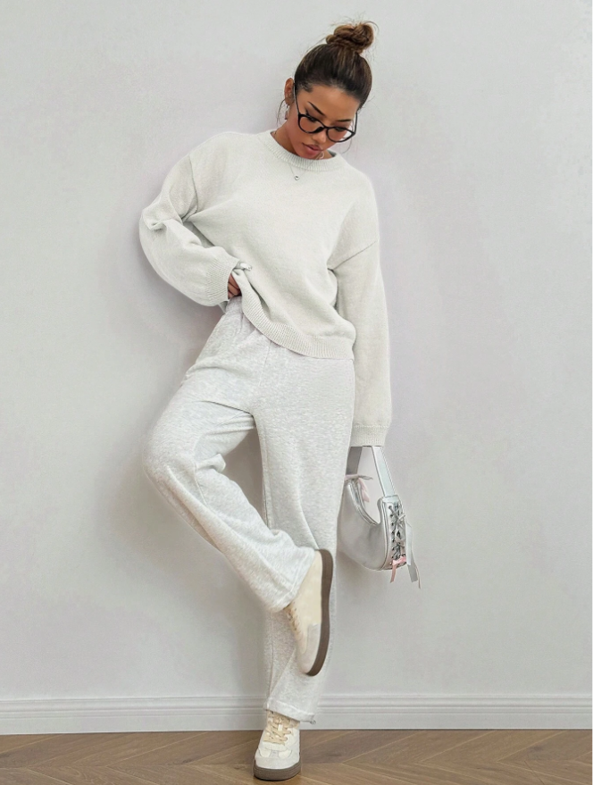 Icondet – Soft Knit Lounge Sweater